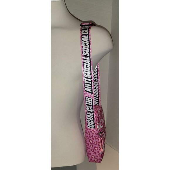 Anti Social Social Club Messenger Bag - Picture 4 of 11